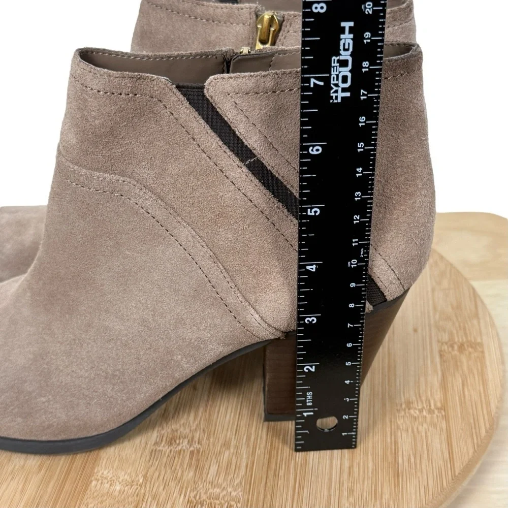 Franco Sarto Domino Suede Block Heel Tan Ankle Boots – Women’s Size 11M